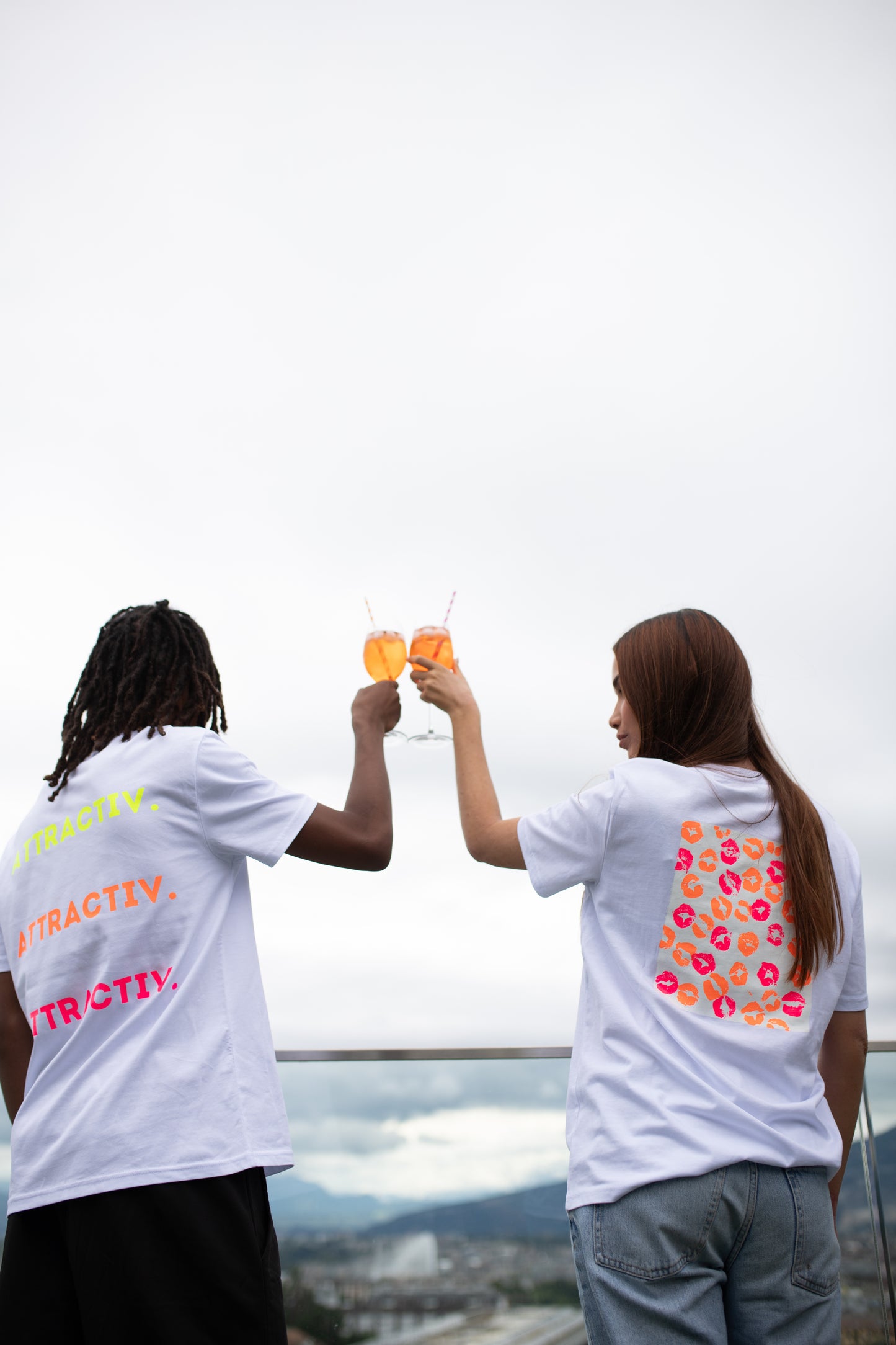 Ibiza T-shirt - Fluo kisses